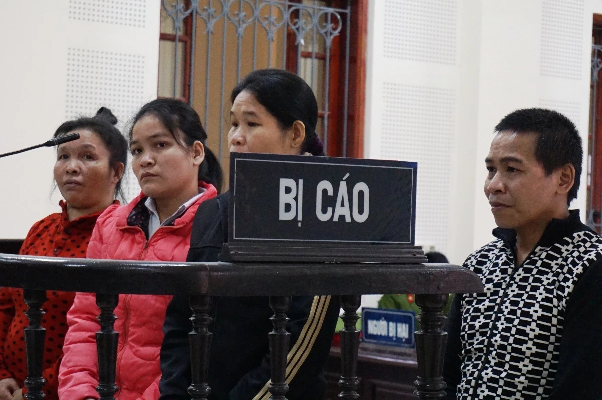 Chi ban em gai sang Trung Quoc lay 80 trieu dong hinh anh