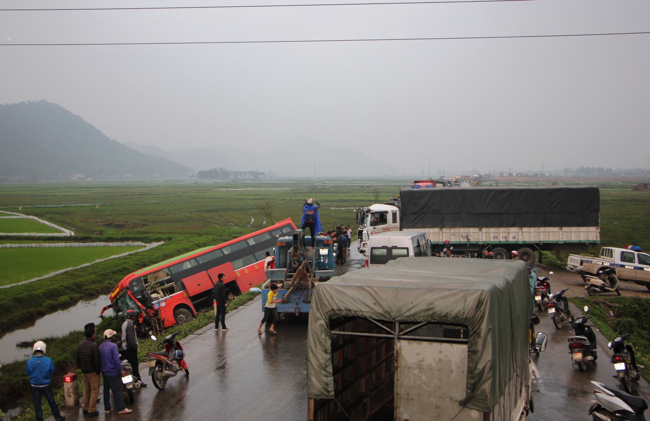 xe khach dau dau xe tai anh 6