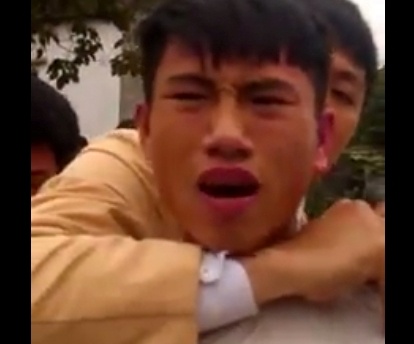 Ten trom xe tay ga bi bat sau 10 km bo chay hinh anh