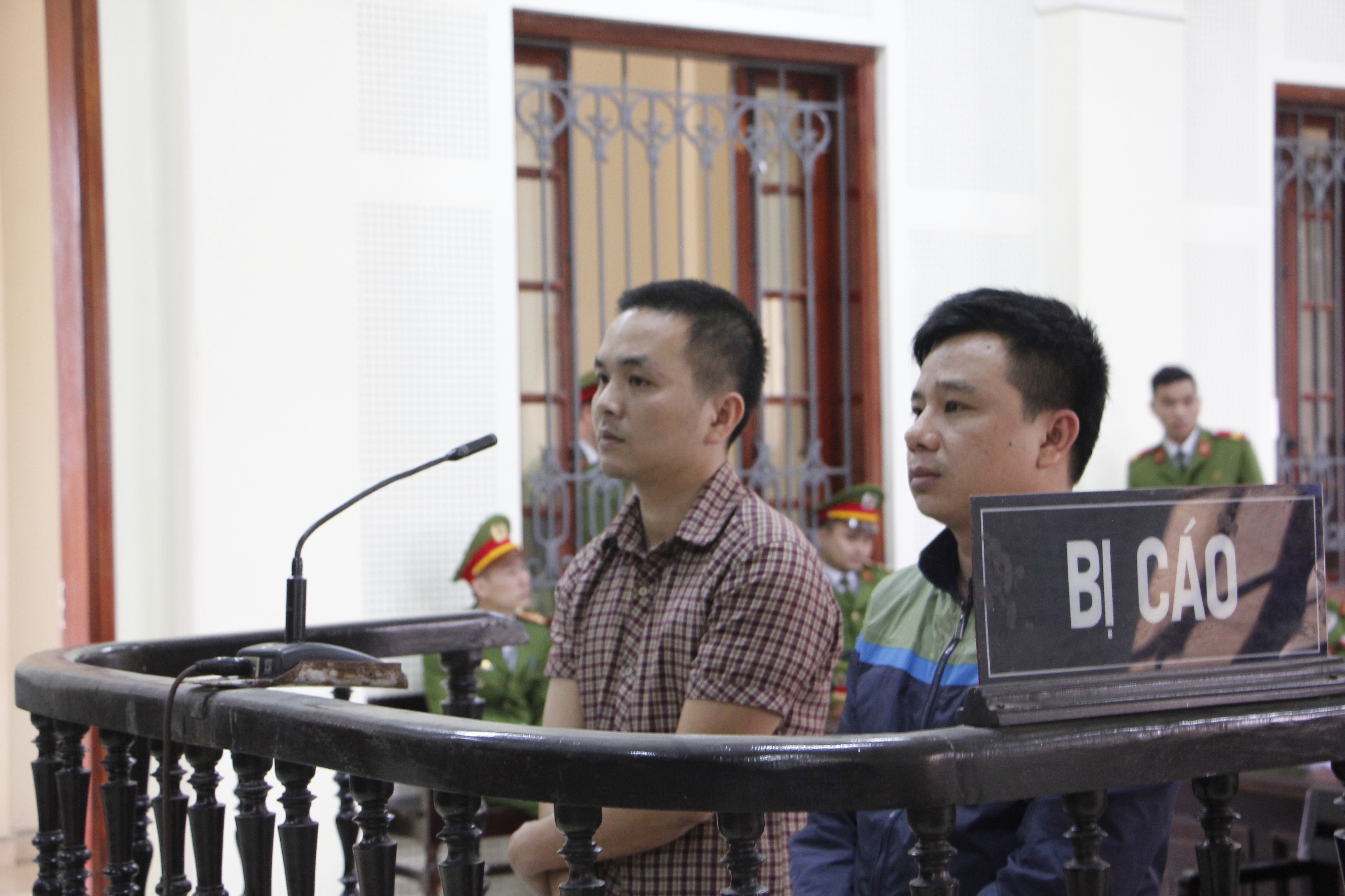 No sung o quan ca phe anh 1