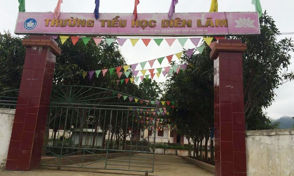 Co giao tran tinh ve viec dung thuoc danh 23 hoc sinh tai lop hinh anh