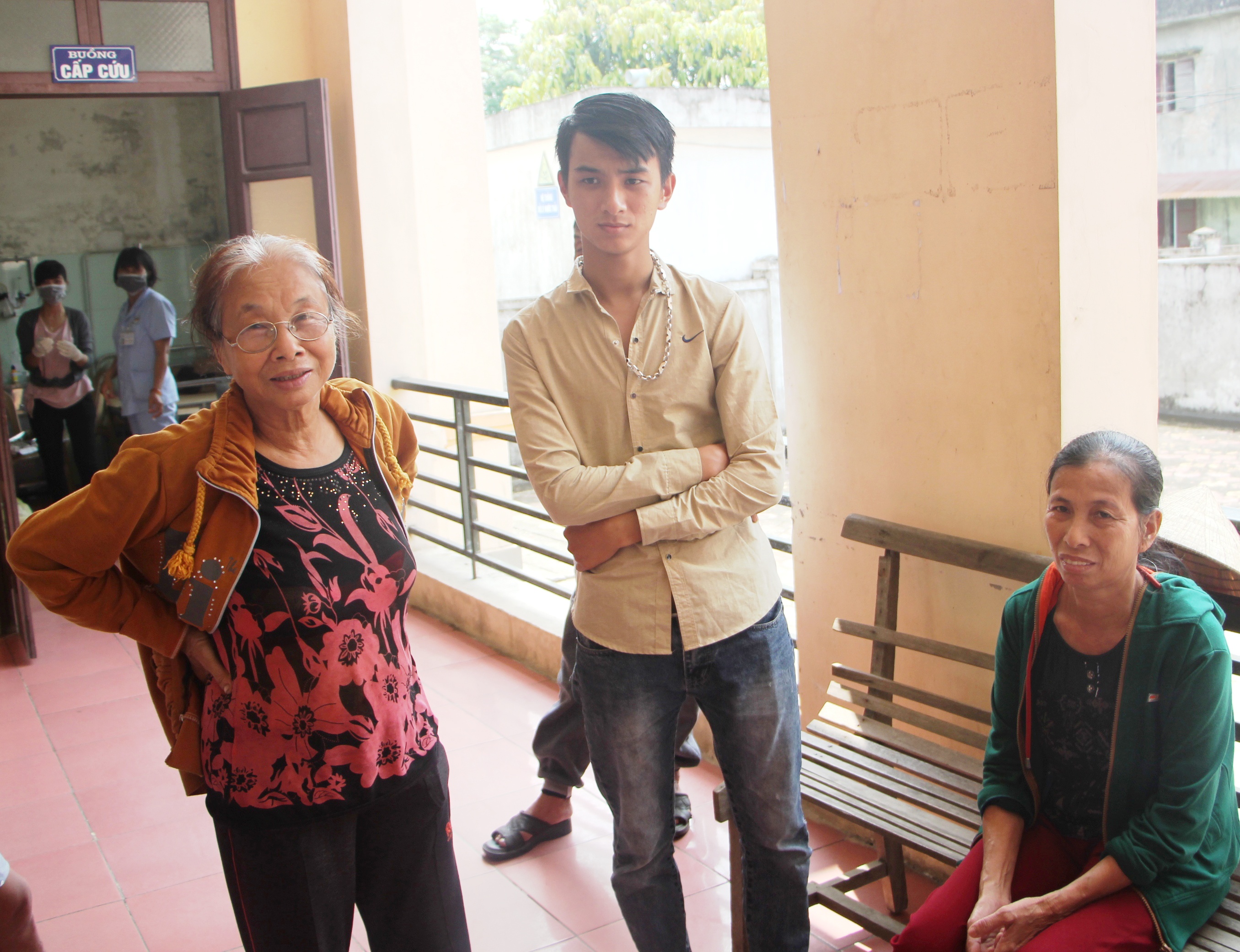 cuu song benh nhan bi tai nan giao thong anh 2