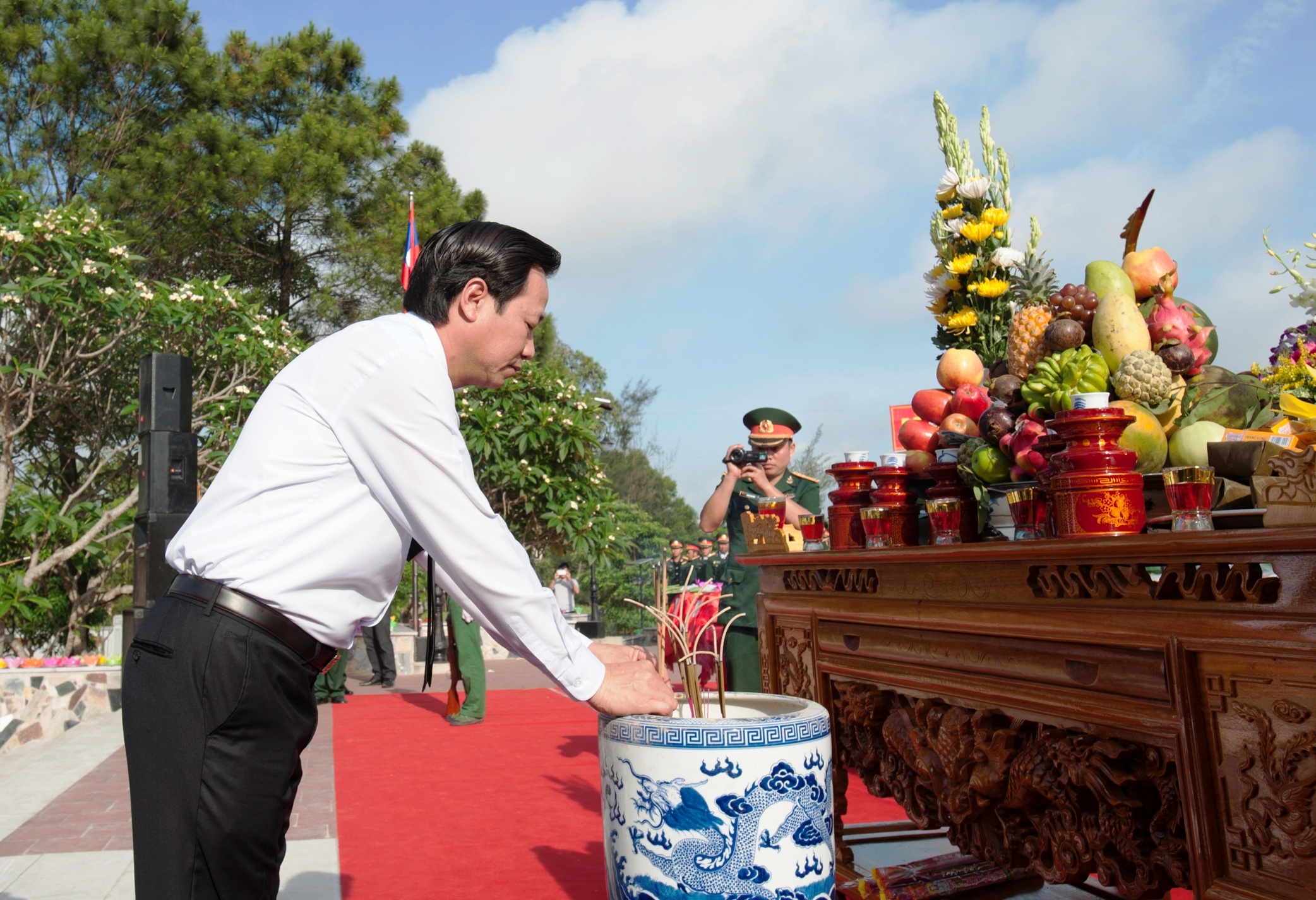 an táng 107 hài cốt liệt sĩ ảnh 3 an tang 107 hai cot liet si anh 3