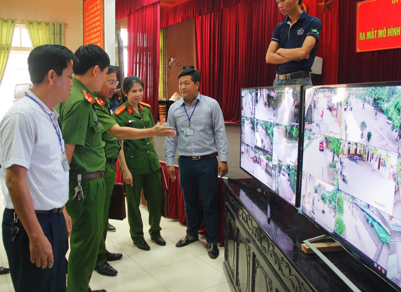 Phuong dau tien o Nghe An lap hang chuc camera giam sat cong dong hinh anh