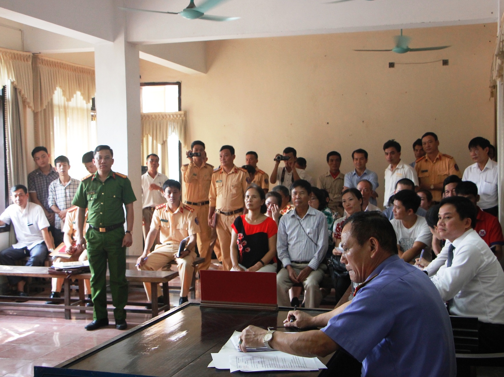 Khoi kien cong an anh 1