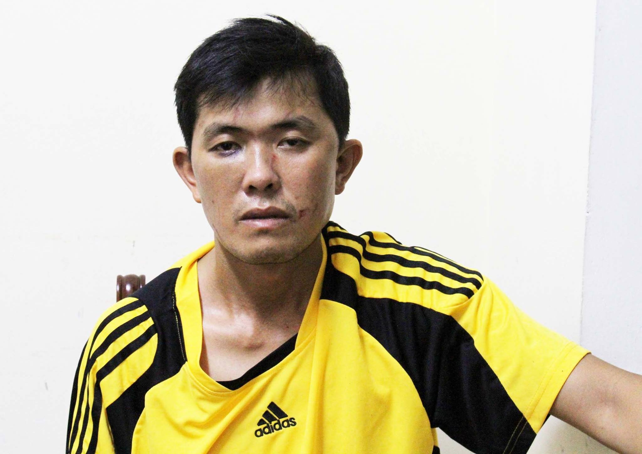 Manh moi lan ra ke giet nguoi buon trau tren doi che hinh anh