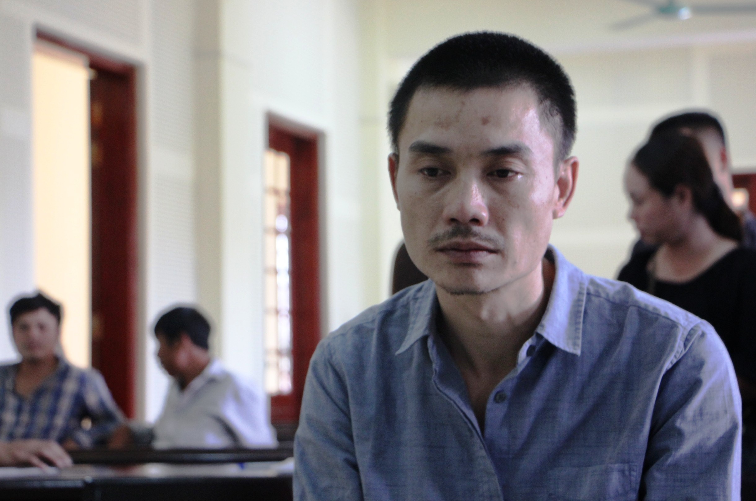 Chu quan nhau ban chet khach anh 1