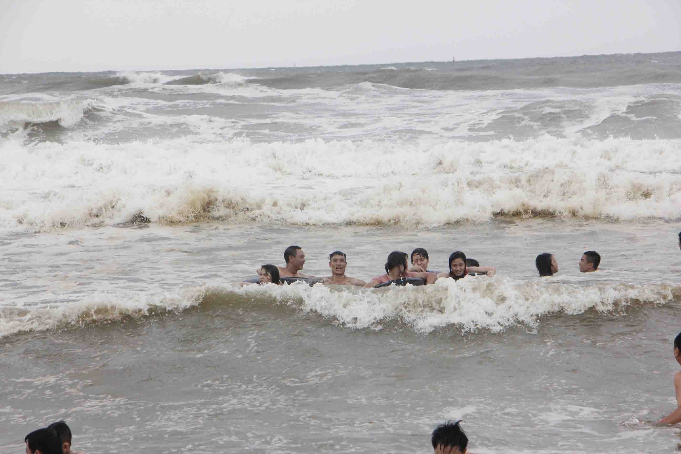 khach phan ung khi bi cam tam anh 18