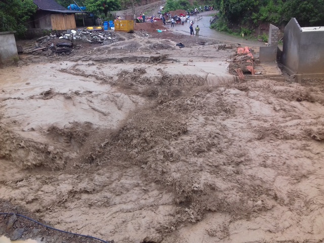 lũ quét ảnh 1 lu quet anh 1