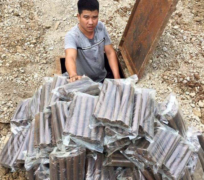 Dao ham giau hon 105 kg thuoc no, kip min hinh anh