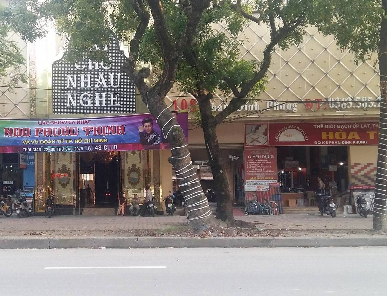 Xa sung tai quan karaoke, 3 nguoi nhap vien hinh anh
