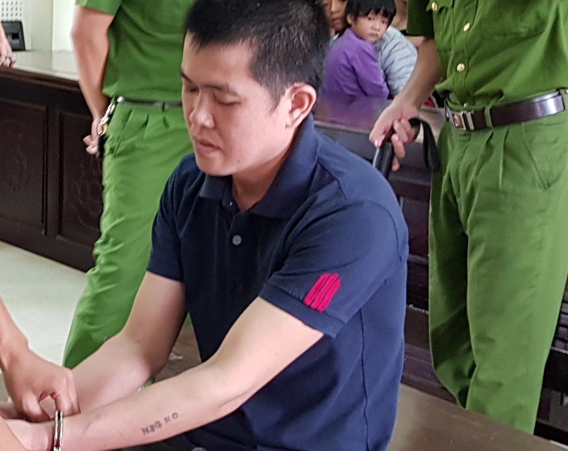 Bi cao mang an tu that theu roi toa hinh anh