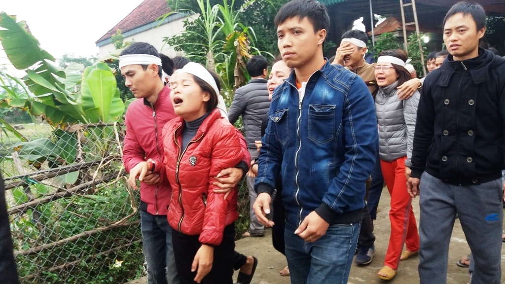 Nu sinh 17 tuoi bi nguoi yeu sat hai anh 4