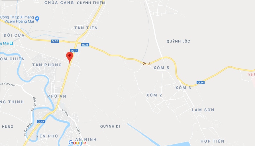 tài xế mắc kẹt trong cabin ảnh 2 tai xe mac ket trong cabin anh 2