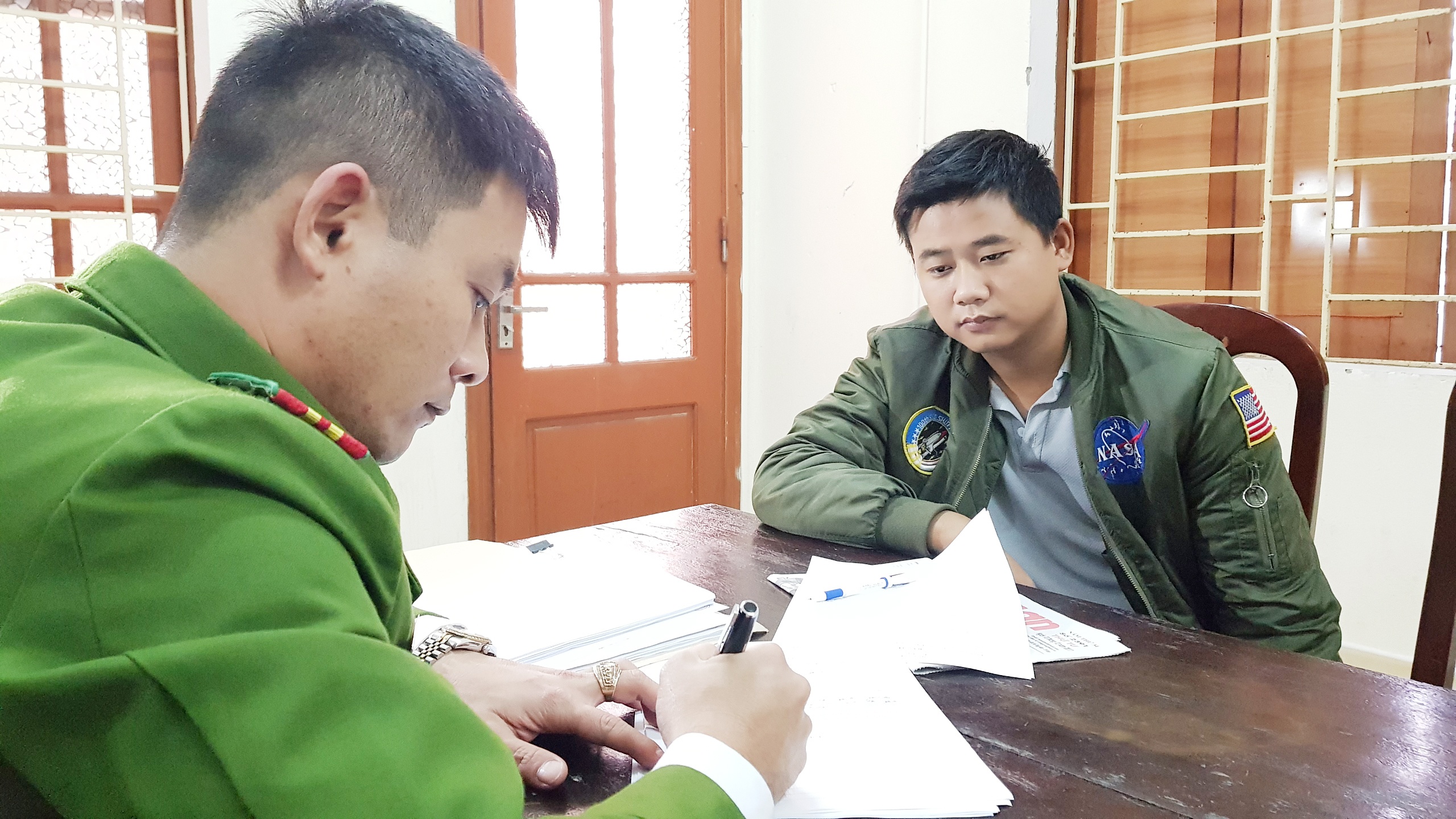 con trai đánh bố gãy xương ảnh 1 con trai danh bo gay xuong anh 1