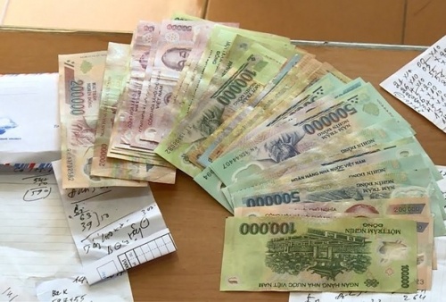 'Quy ba' dieu hanh duong day danh bac hon 50 ty hinh anh