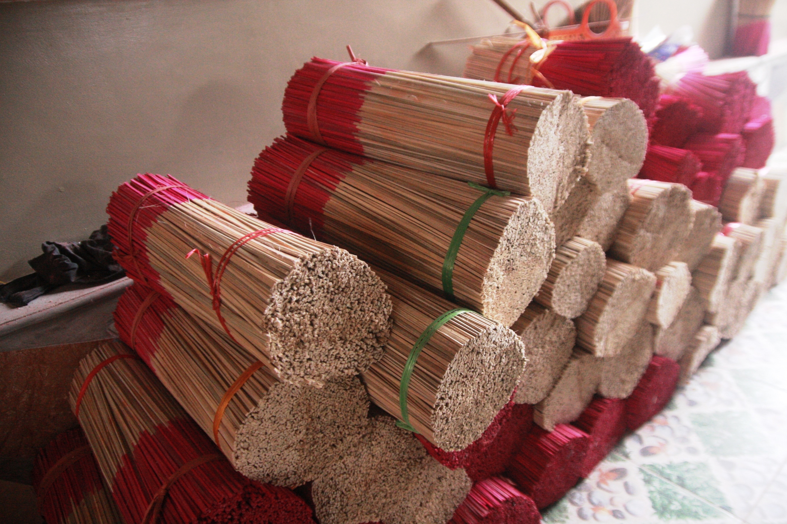 san xuat huong tram anh 1