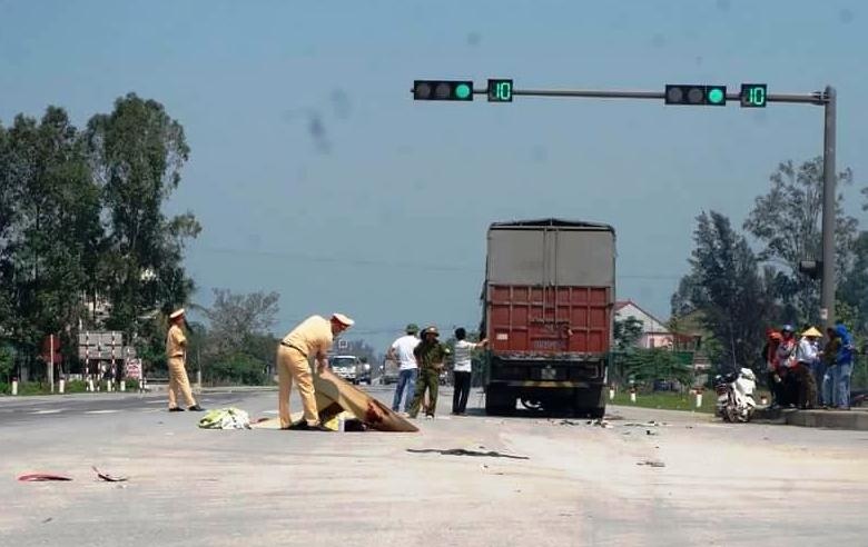 oto dam xe may anh 1