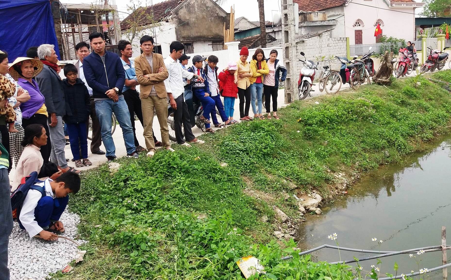 nữ sinh nhảy hồ tự tử ảnh 1 nu sinh nhay ho tu tu anh 1