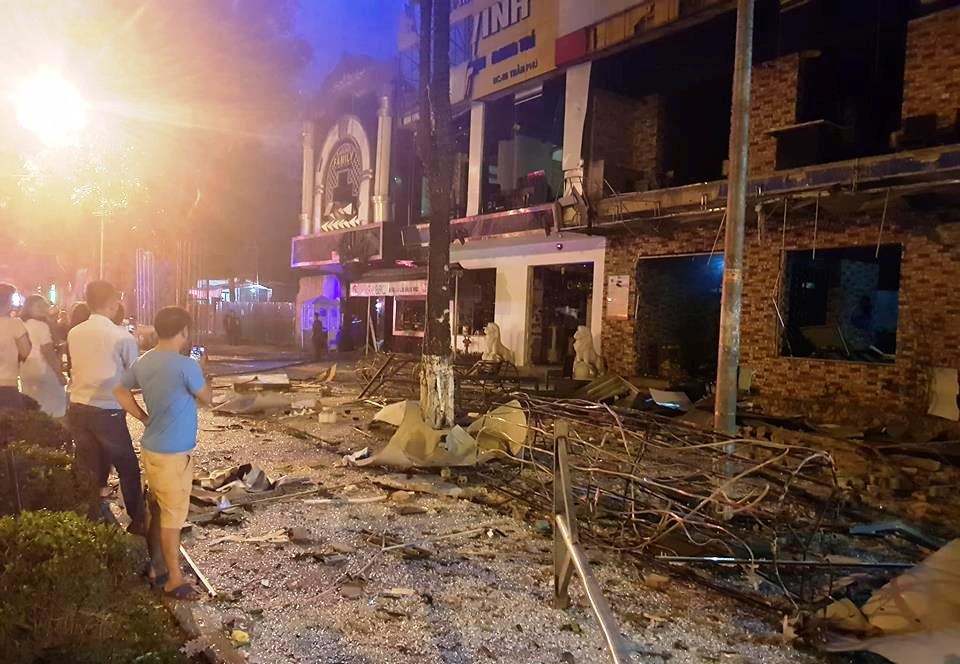 nổ lớn tại nhà hàng ảnh 1 no lon tai nha hang anh 1