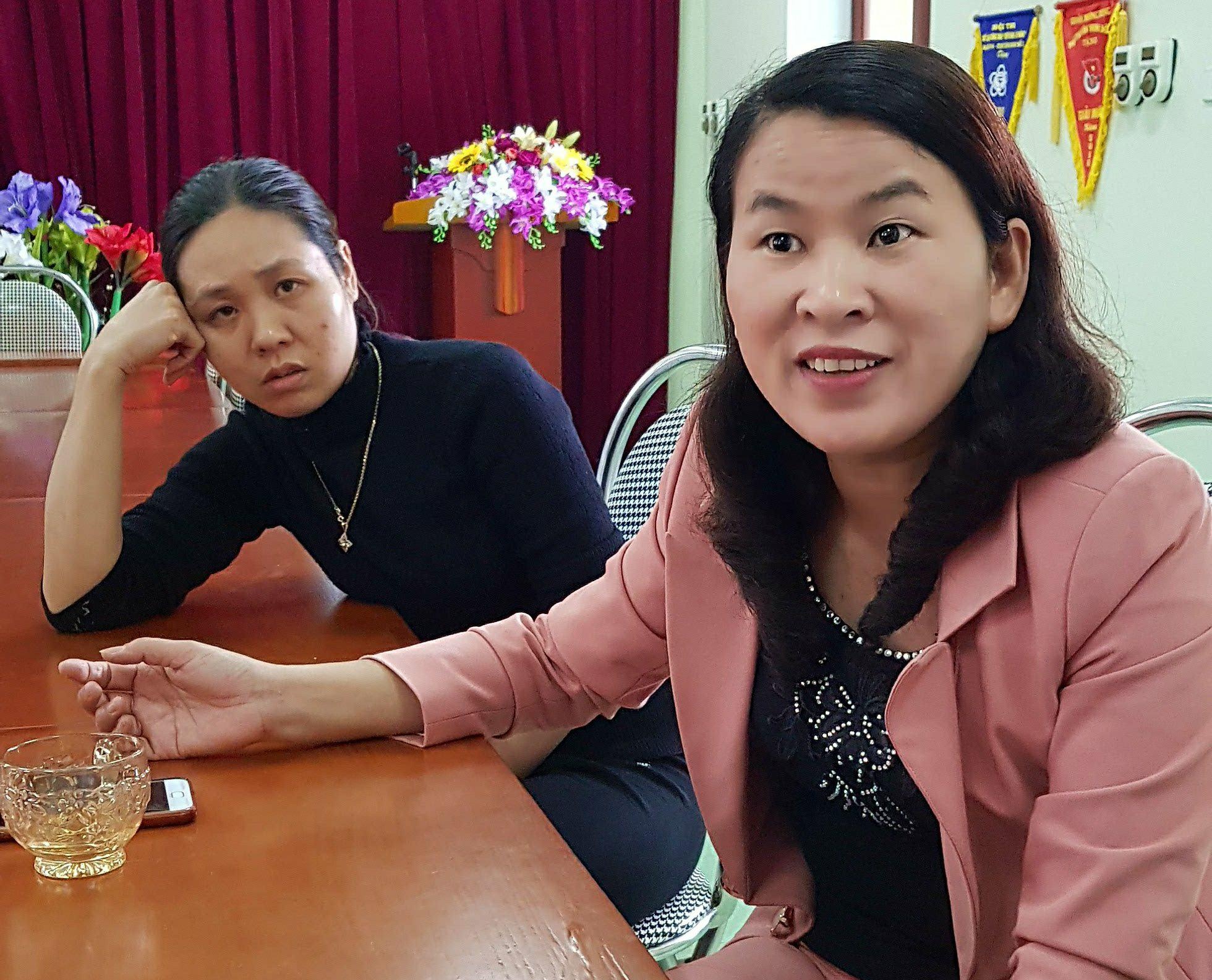 Nu giao vien thuc tap bi danh nhap vien: Tre tim chan do choi du quay hinh anh