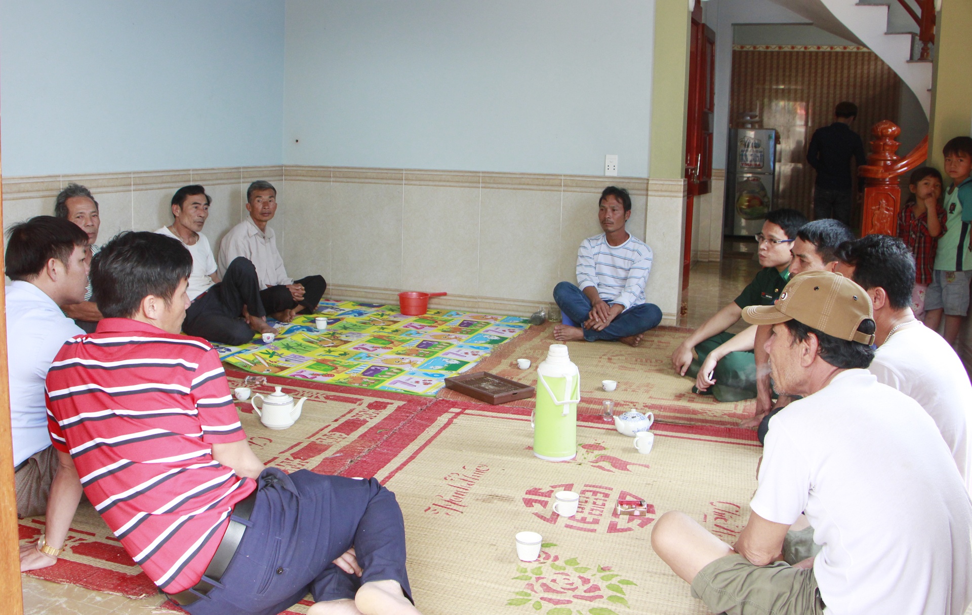 tàu đánh cá bị tàu bỏ sắt đâm chìm ảnh 2 tau danh ca bi tau bo sat dam chim anh 2