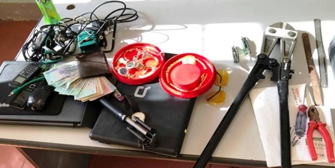 trom cap tai san anh 2