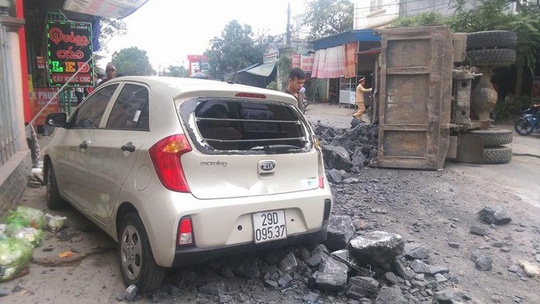 tai xe danh lai cuu hai nu sinh anh 2