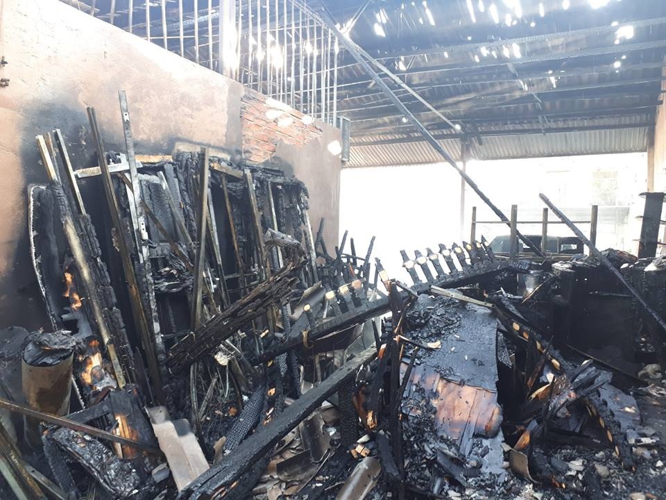 cháy cửa hàng ảnh 1 chay cua hang anh 1