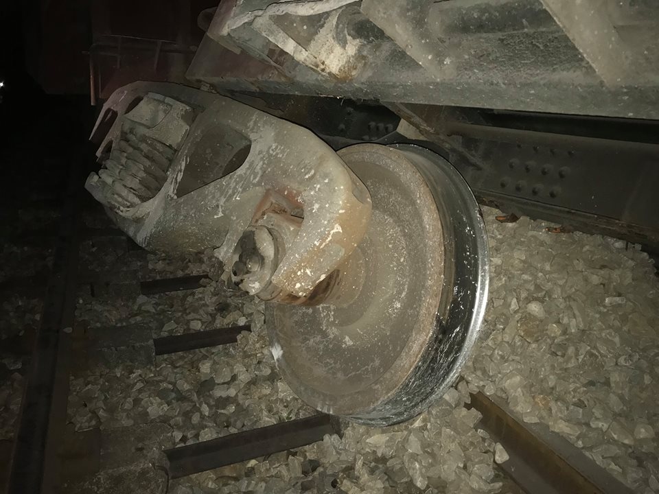 tau hoa trat banh anh 2