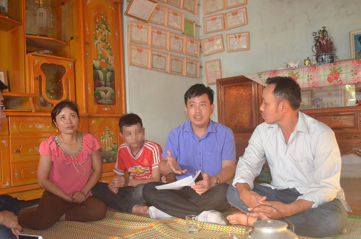 nhom nam sinh danh hoi dong ban anh 2