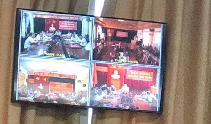 can bo huyen bo ve khi chu tich tinh dang phat bieu ket luan anh 1