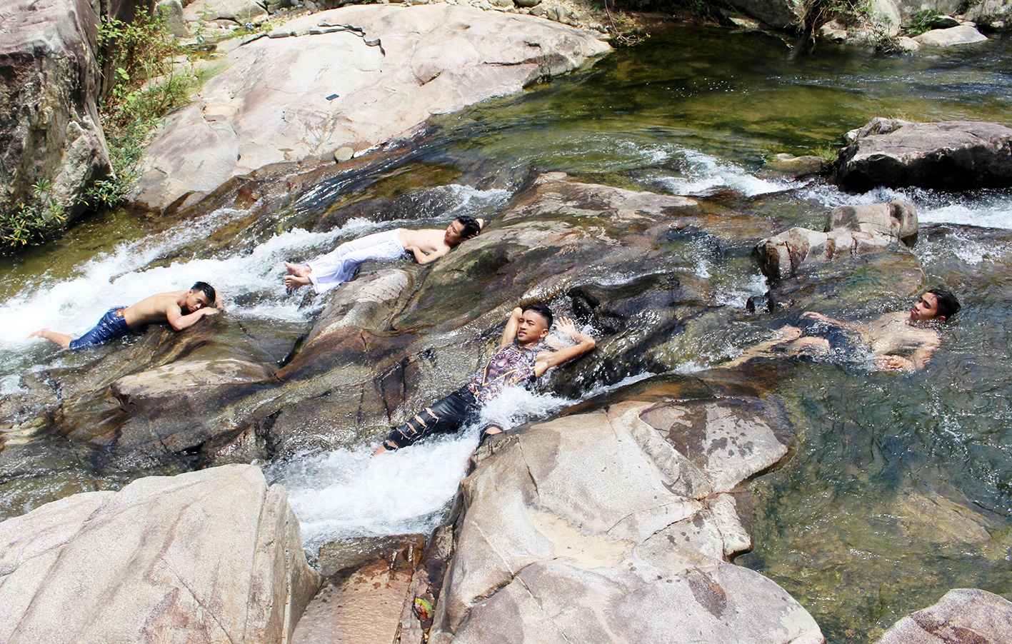 nắng nóng ảnh 3 nang nong anh 3