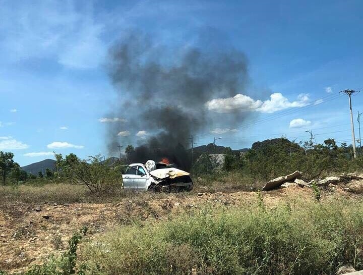 cháy xe ảnh 1 chay xe anh 1