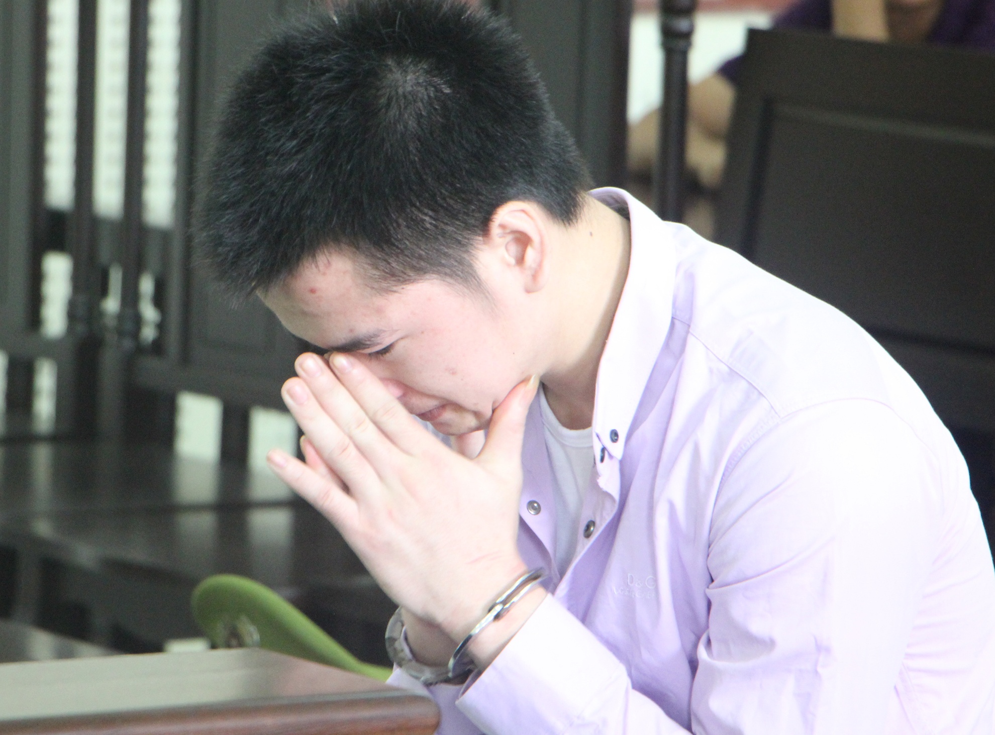 9X giet nguoi khoc nuc no khi cho toa tuyen an hinh anh