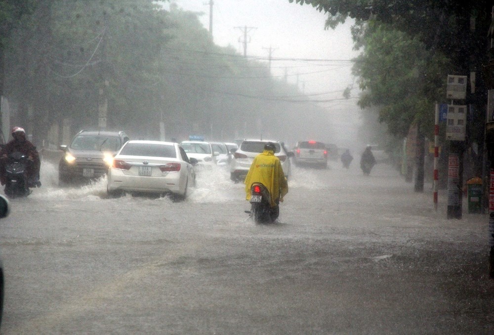 mưa lớn tại Nghệ An ảnh 2 mua lon tai Nghe An anh 2