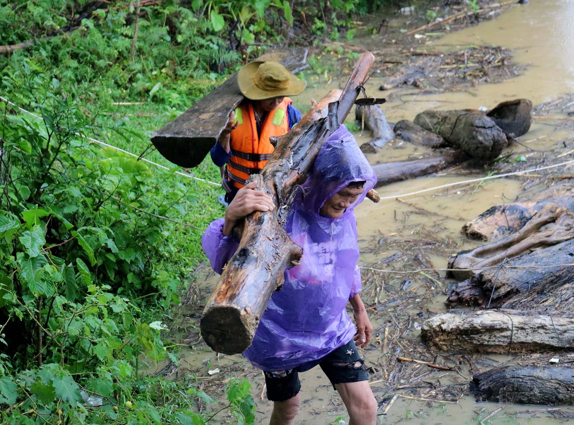 vot cui tren song Lam anh 7