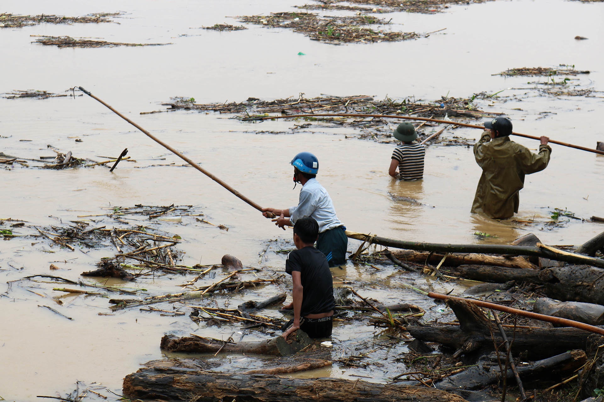 vot cui tren song Lam anh 2