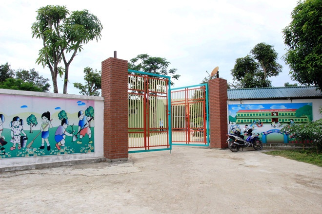 Quỳ gối xin quan chức ảnh 1 Quy goi xin quan chuc anh 1