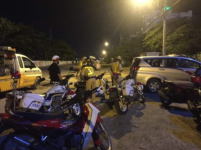 tài xế say xỉn tông xe vào csgt ảnh 1 tai xe say xin tong xe vao csgt anh 1