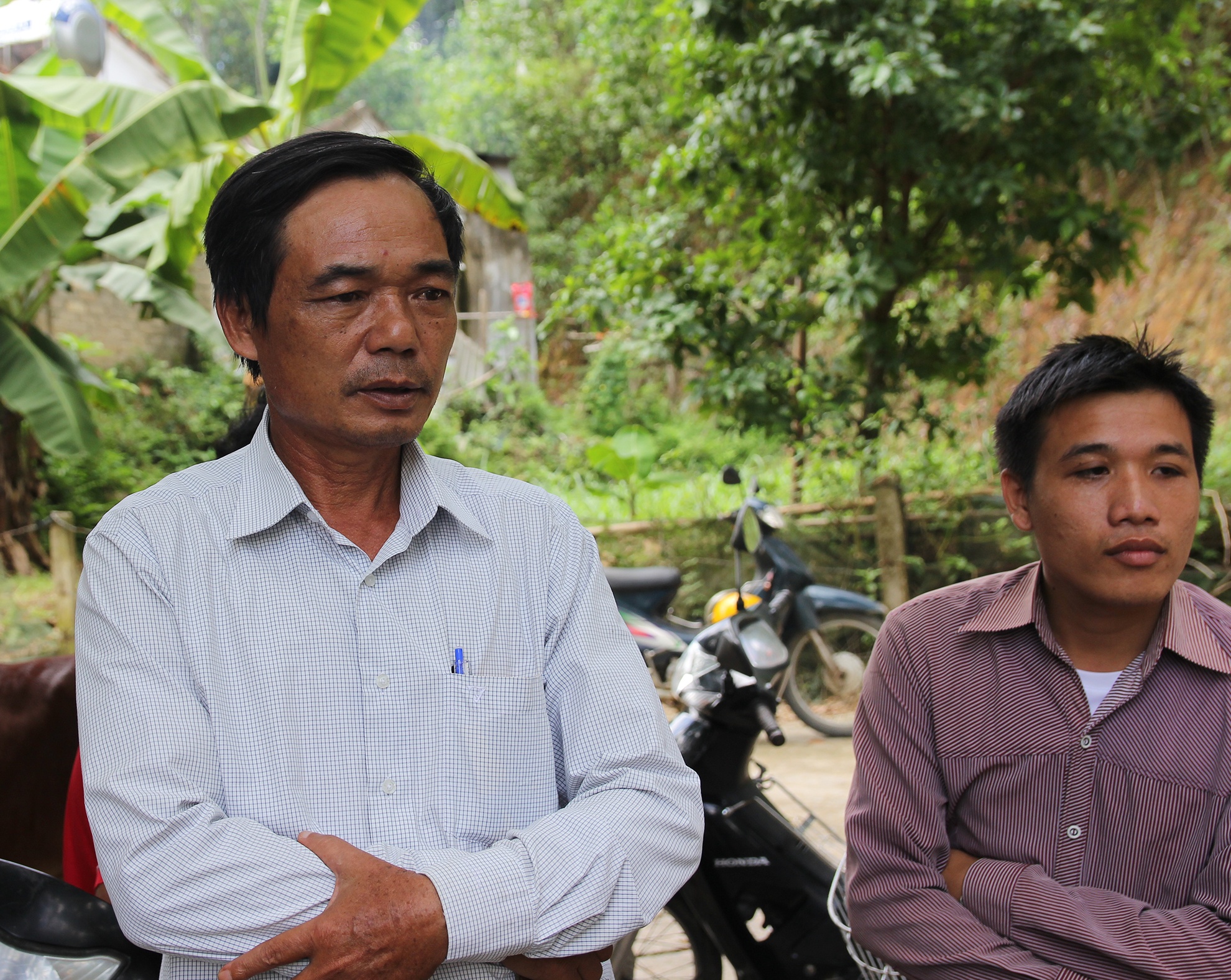 thiếu nữ nhảy cầu tự tử ảnh 3 thieu nu nhay cau tu tu anh 3