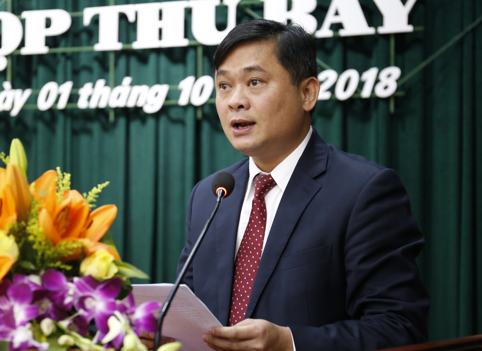 bầu chủ tịch tỉnh Nghệ An ảnh 2 bau chu tich tinh Nghe An anh 2