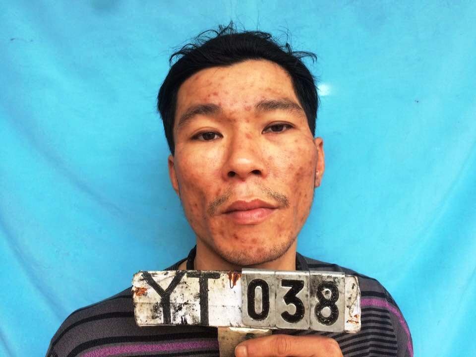 ôm lựu đạn cố thủ ảnh 1 om luu dan co thu anh 1