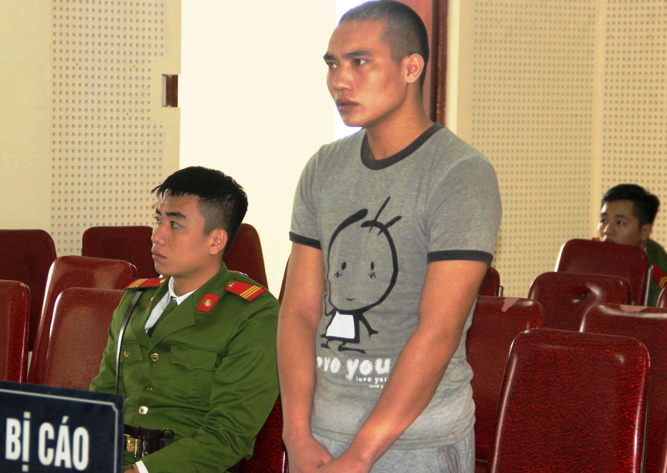Ke chem vo thuong tich, sat hai con gai linh 20 nam tu hinh anh