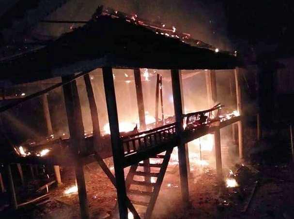 phóng hỏa đốt nhà ảnh 1 phong hoa dot nha anh 1