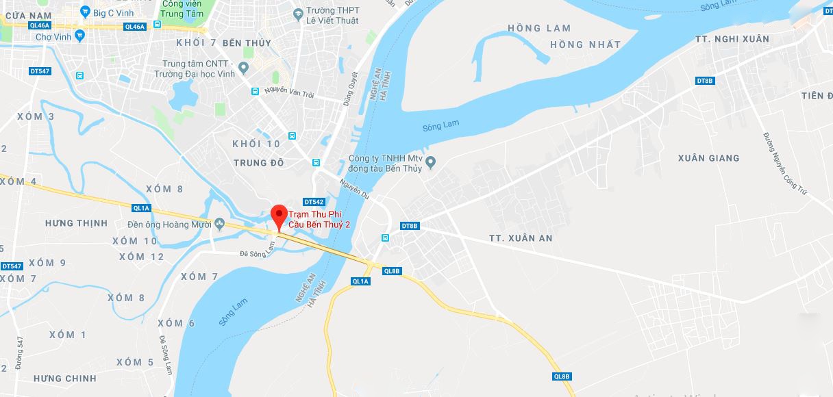 oto dam hong cot nhua barie tram thu phi anh 2