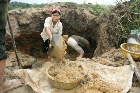 Sap mo thiec, 3 nguoi chet hinh anh