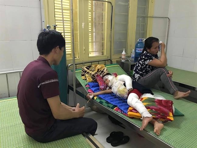 be trai bi bong xang toan than anh 1