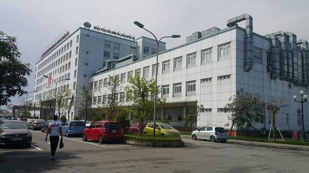 người nhà bệnh nhân đánh bác sĩ ảnh 2 nguoi nha benh nhan danh bac si anh 2