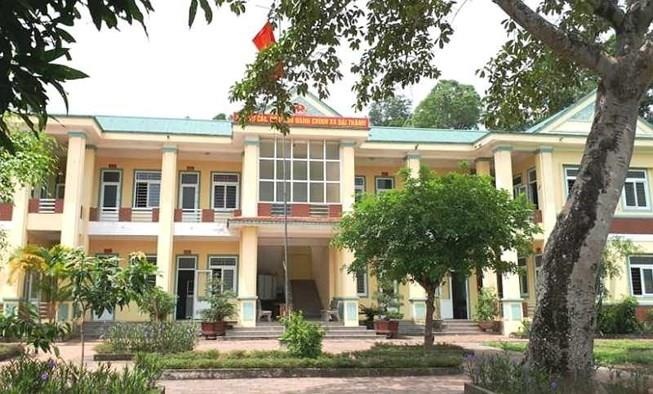 Chu tich xa mat tich sau khi nho nguoi nop don tu chuc hinh anh